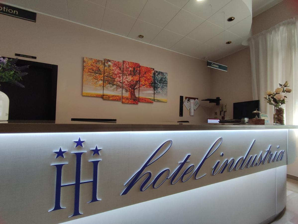 Hotel Industria Brescia Exterior photo